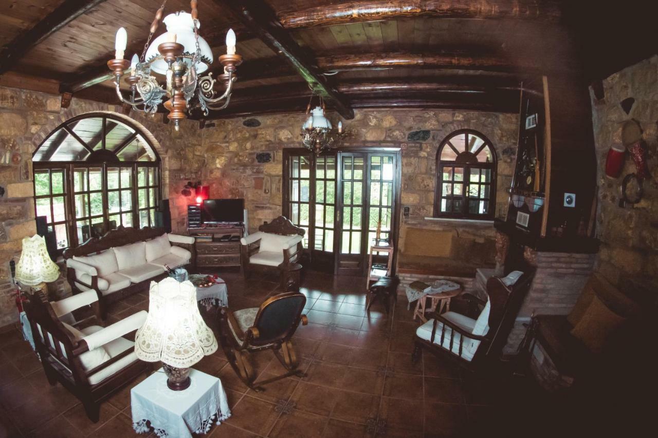 Ferienwohnung Kalogirou Stone House Limniónas Exterior foto